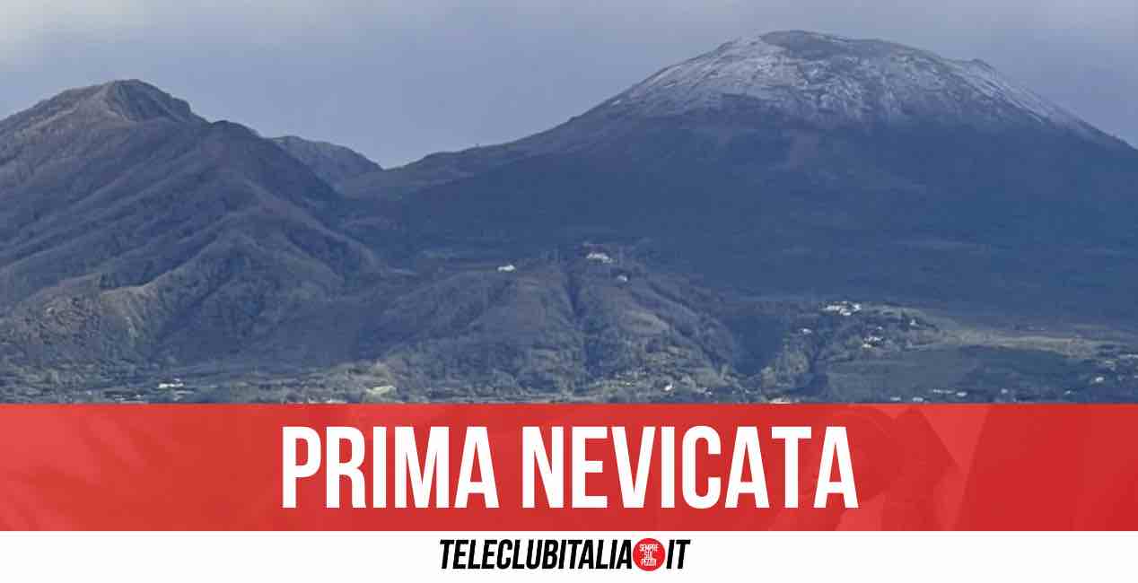 Meteo a Napoli: gelo e prima neve: imbiancato il Vesuvio