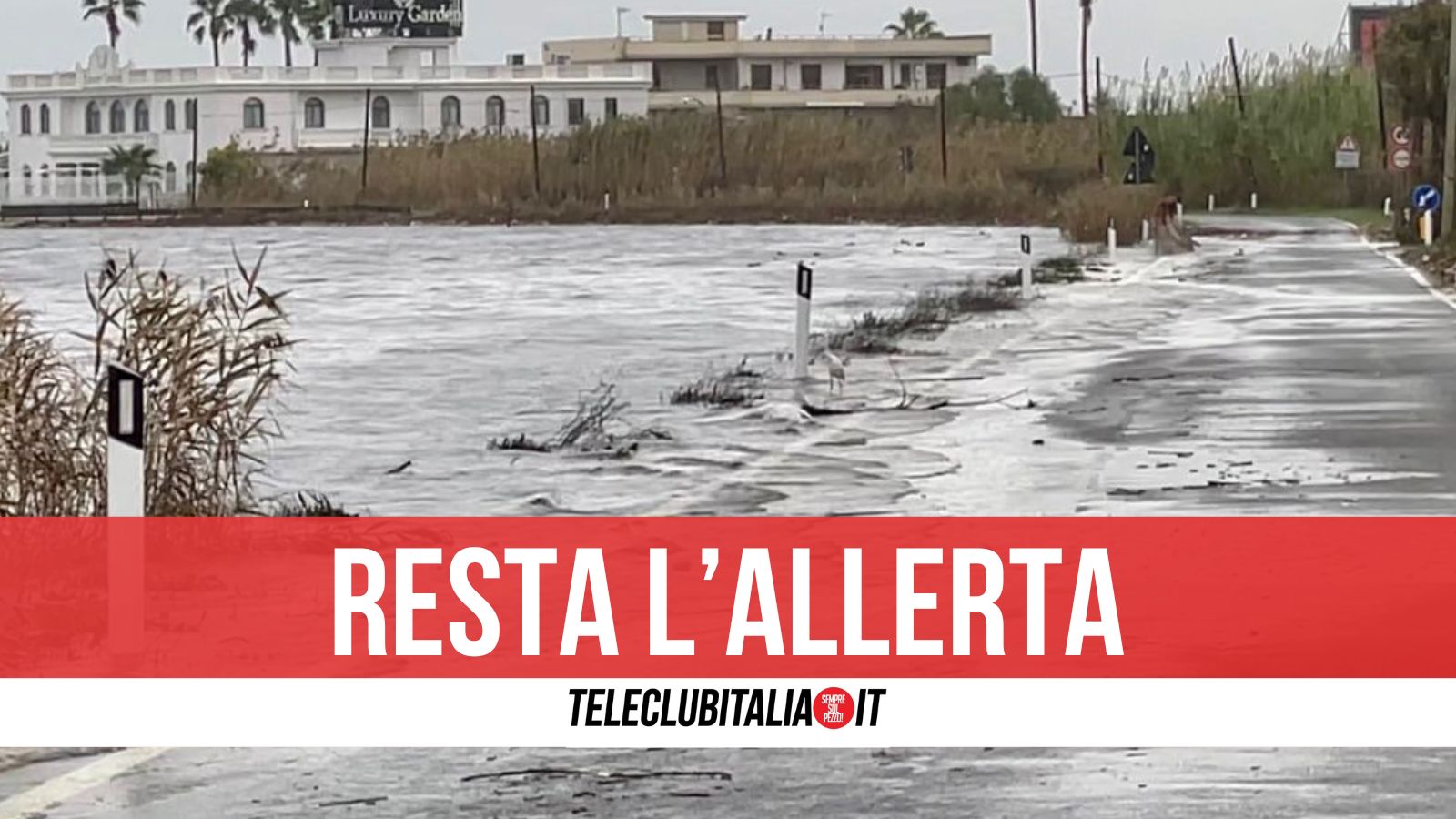 Lago Patria esondato, ancora rischi: circumlago interdetta