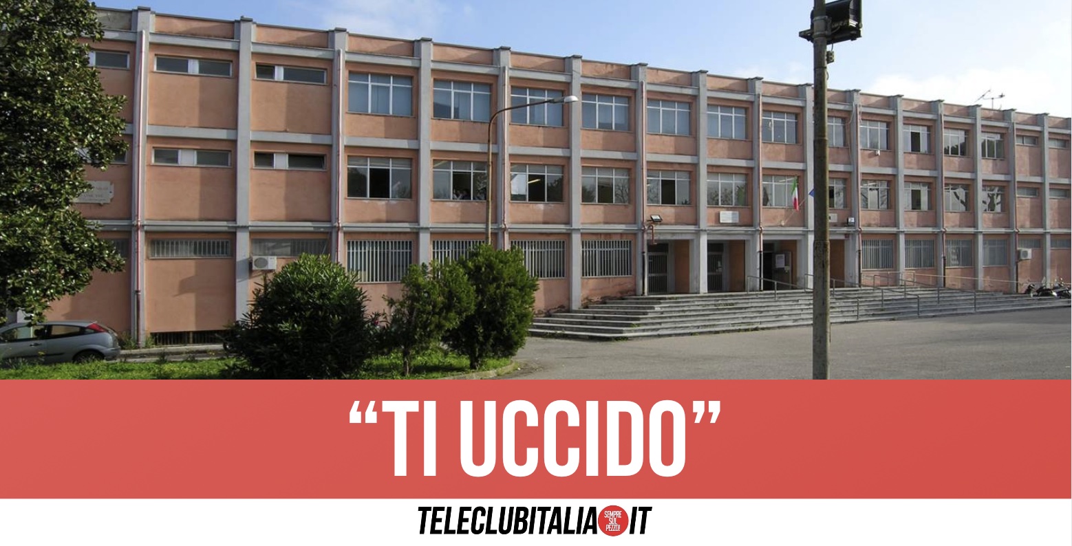 Caserta, lite tra alunne in classe: accoltellata 18enne, fermata studentessa