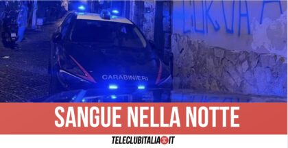 Napoli, reagisce alla rapina dell’orologio: 21enne ferito con un colpo di pistola