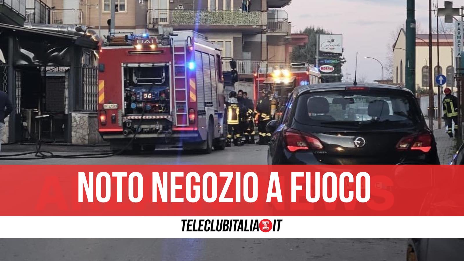 Negozio Di Polli Allo Spiedo Incendio Arzano