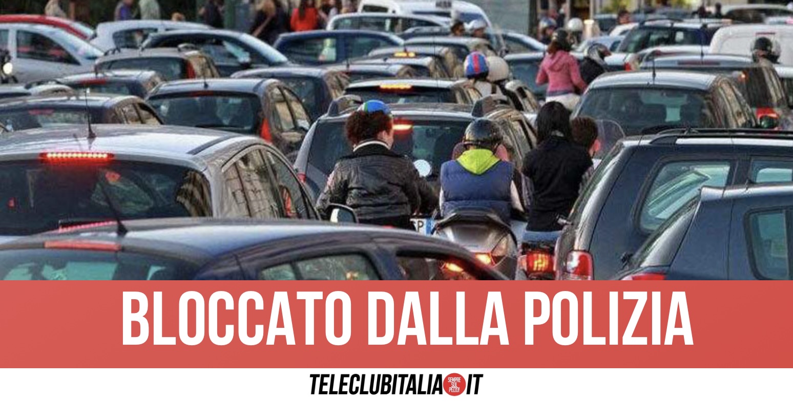 Polizia Bloccato Ladro