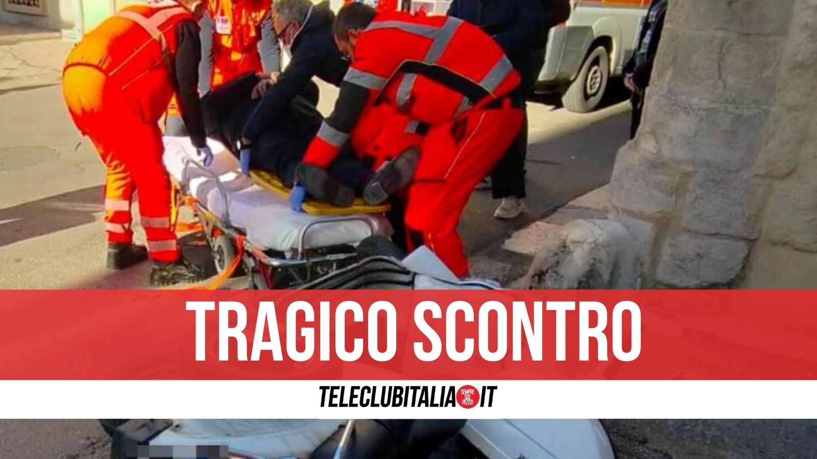 Scontro tra scooter e auto nel napoletano, muore dopo due giorni in ospedale