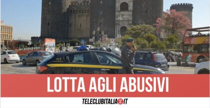 A Napoli fino a 20 euro per la sosta: segnalati 47 parcheggiatori abusivi