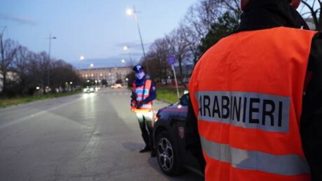 Arrestati Georgiani Cioccolato Furto San Nicola La Strada