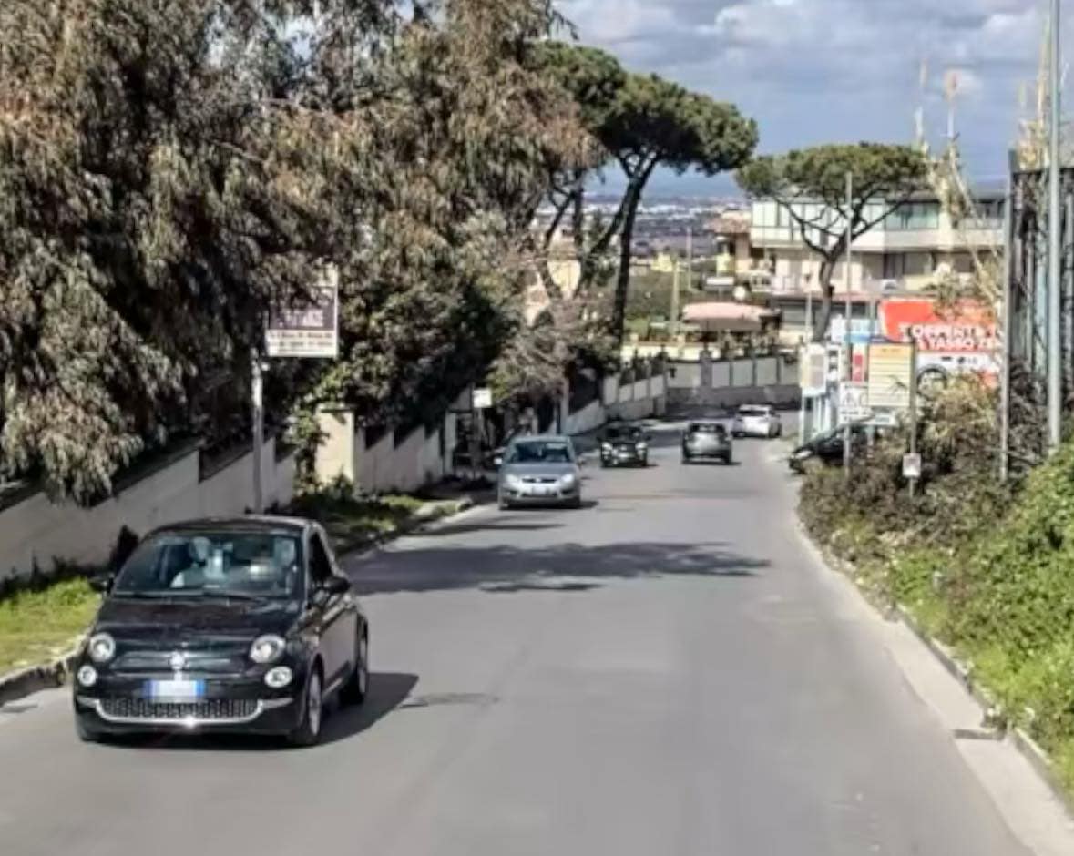 Bambini investiti marano via del mare