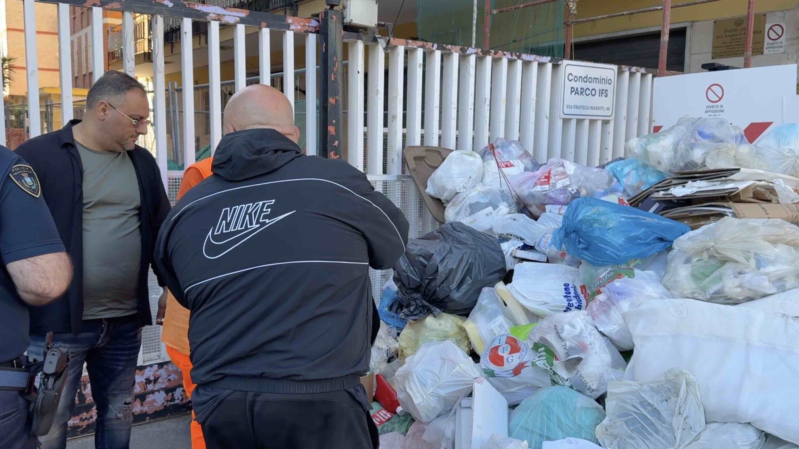 controlli rifiuti giugliano