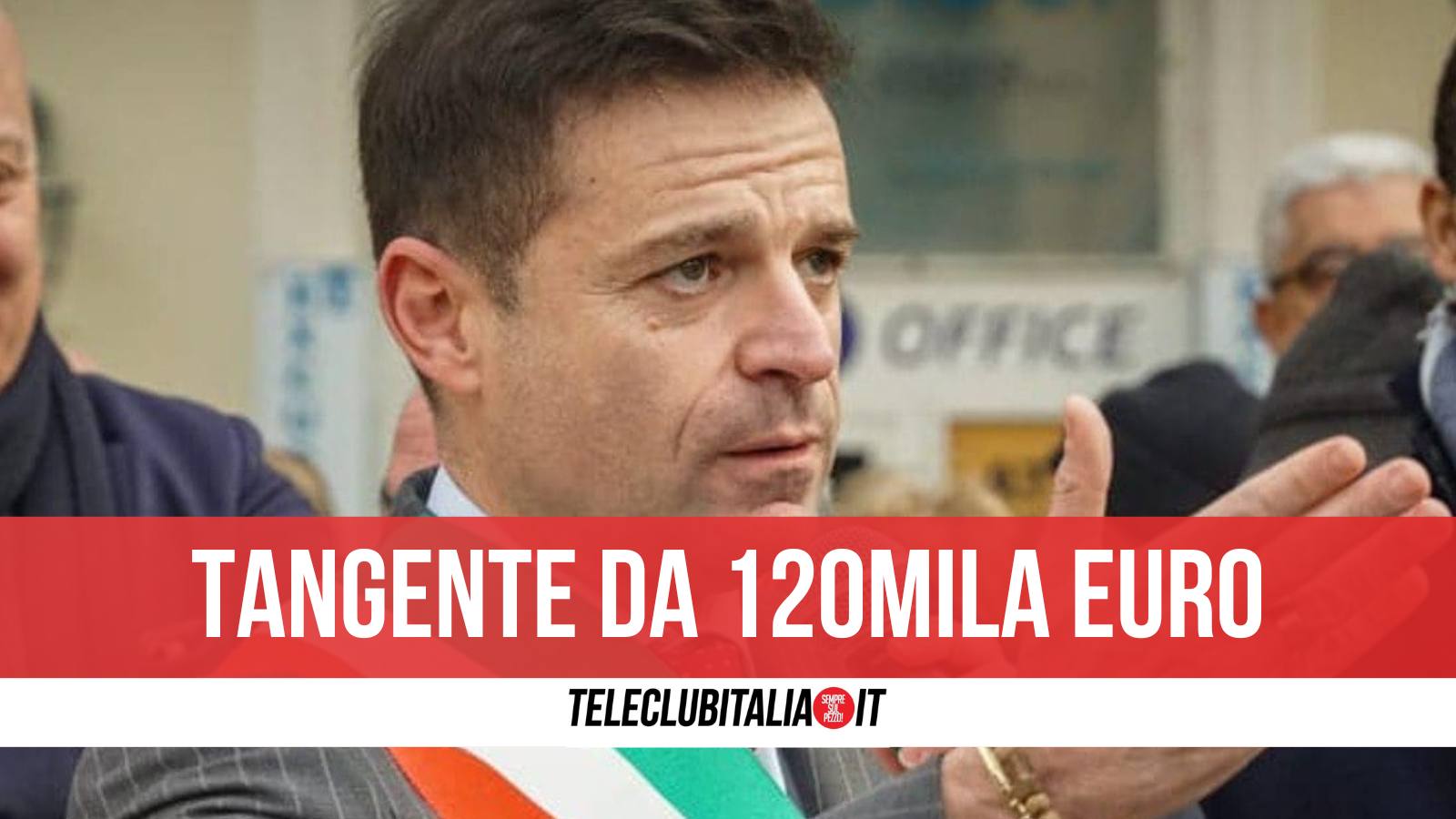 sorrento sindaco arrestato con il consulente al ristorante mentre intascava 6mila euro da imprenditore
