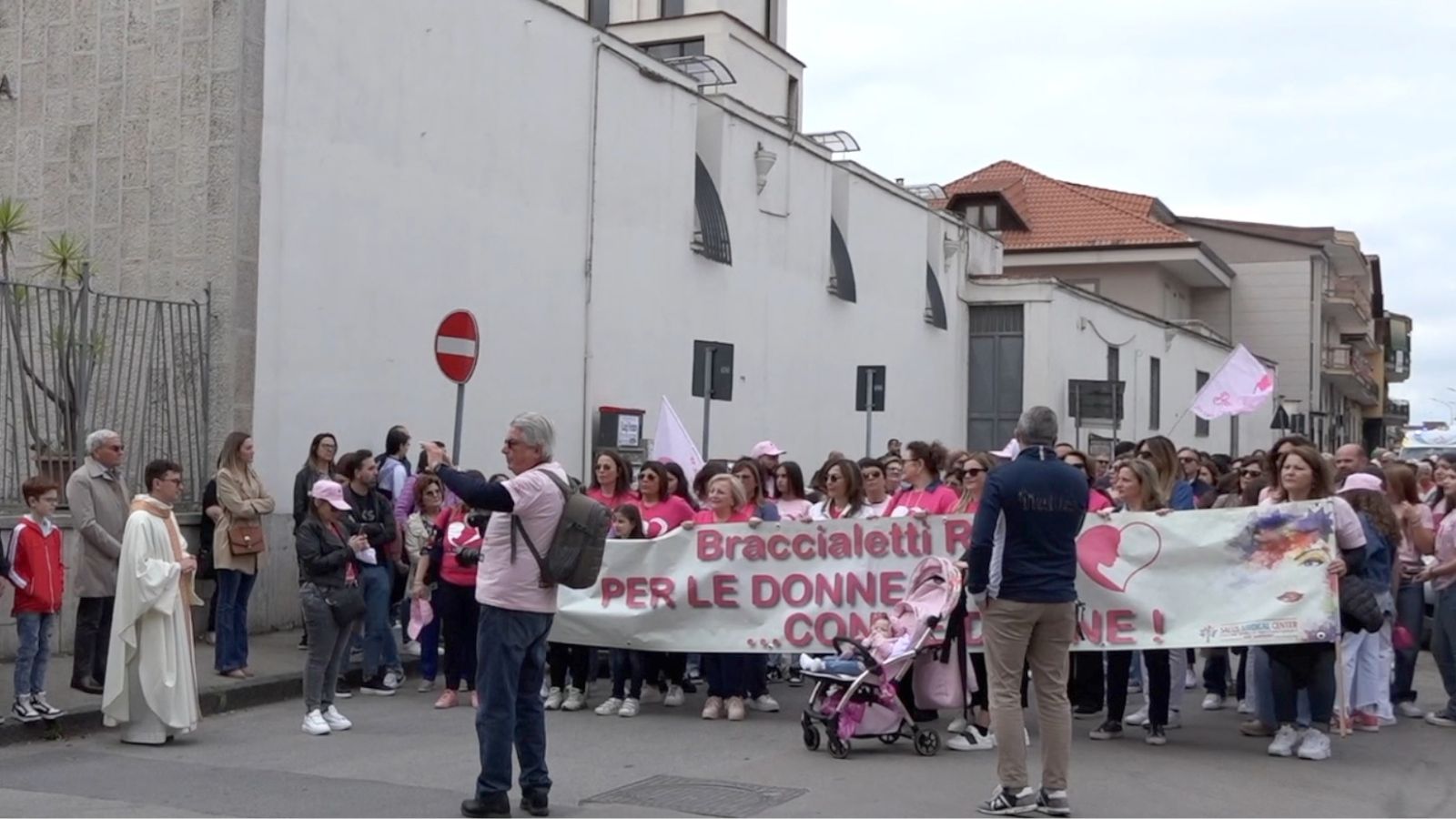 Giugliano, Domenica 11 Maggio Ritorna Walk For Women La Marcia Di Braccialetti Rosa 2