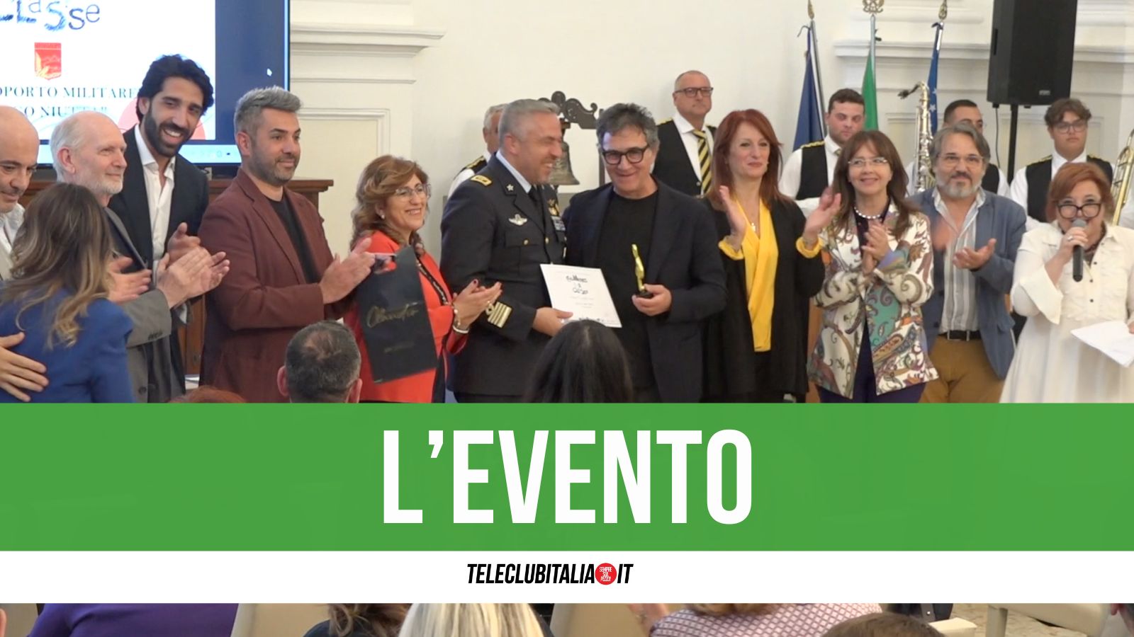 strumento di classe ieri la cerimonia di premiazione all aeroporto militare di capodichino
