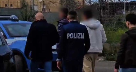 Droga tra Caivano, Afragola e Cardito: cinque arresti per traffico di stupefacenti