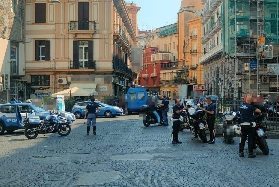 arresti droga napoli