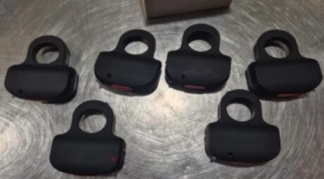Napoli, rientra dal Messico con 6 tirapugni taser nel bagaglio: denunciato a Capodichino