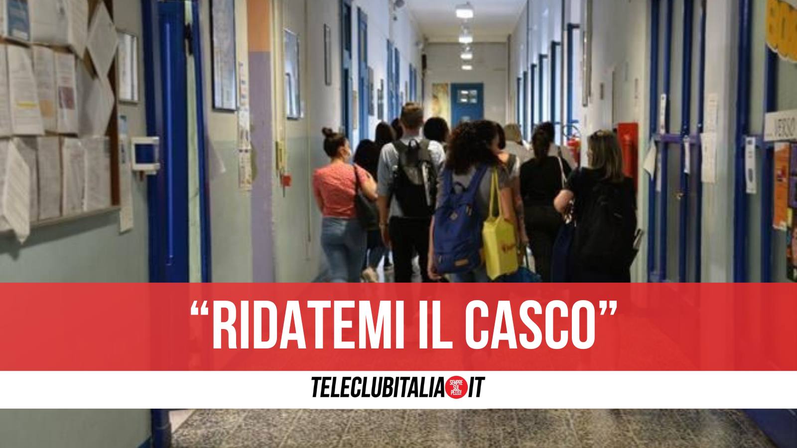 giugliano scherzo al prof finisce male docente aggredito da studente che poi scappa in scooter da Teleclubitalia.it giugliano scherzo al prof finisce male docente aggredito da studente che poi scappa in scooter