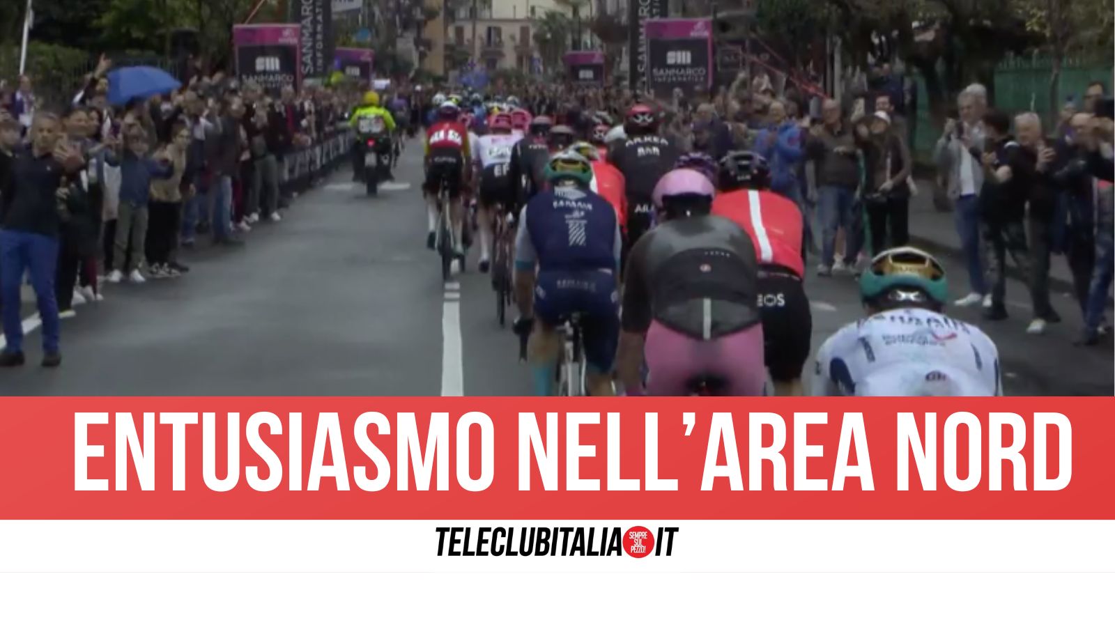 Il Giro d’Italia fa tappa nell’area nord di Napoli: grande festa per la carovana rosa Il Giro d’Italia fa tappa nell’area nord di Napoli: grande festa per la carovana rosa