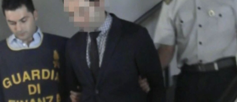 Avvocato arrestato a Nola: falsificava atti giudiziari e truffava i clienti