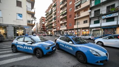 Polizia Fuorigrotta Ladri In Casa Terracina