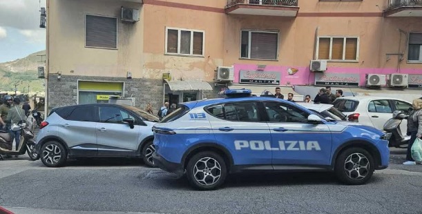 Napoli, assalto all’ufficio postale di via Caravaggio: due arresti
