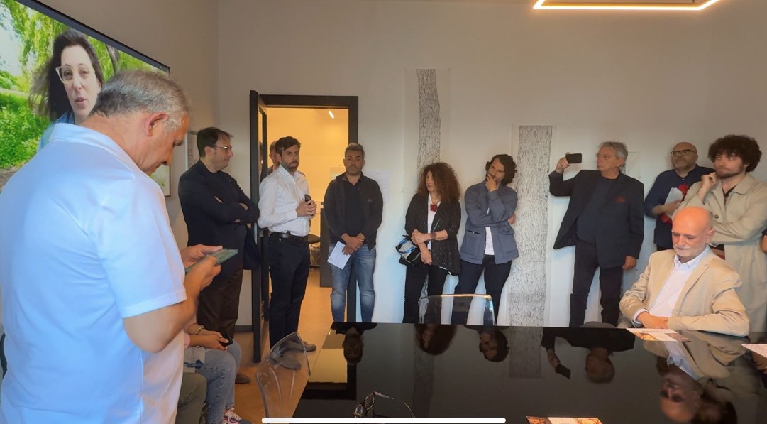 Teleclubitalia celebra arte e ambiente: successo per la mostra “Natura, arte e ambiente”