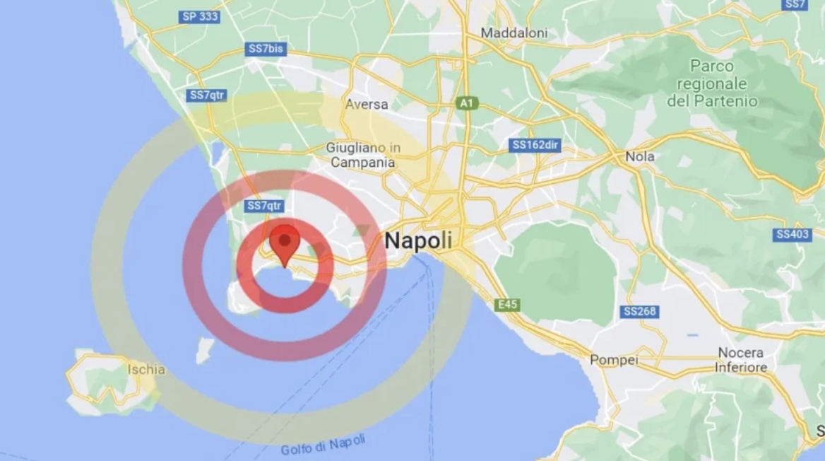 Nuovo sciame sismico ai Campi Flegrei: scossa all’alba avvertita tra Napoli e Pozzuoli Nuovo sciame sismico ai Campi Flegrei: scossa all’alba avvertita tra Napoli e Pozzuoli