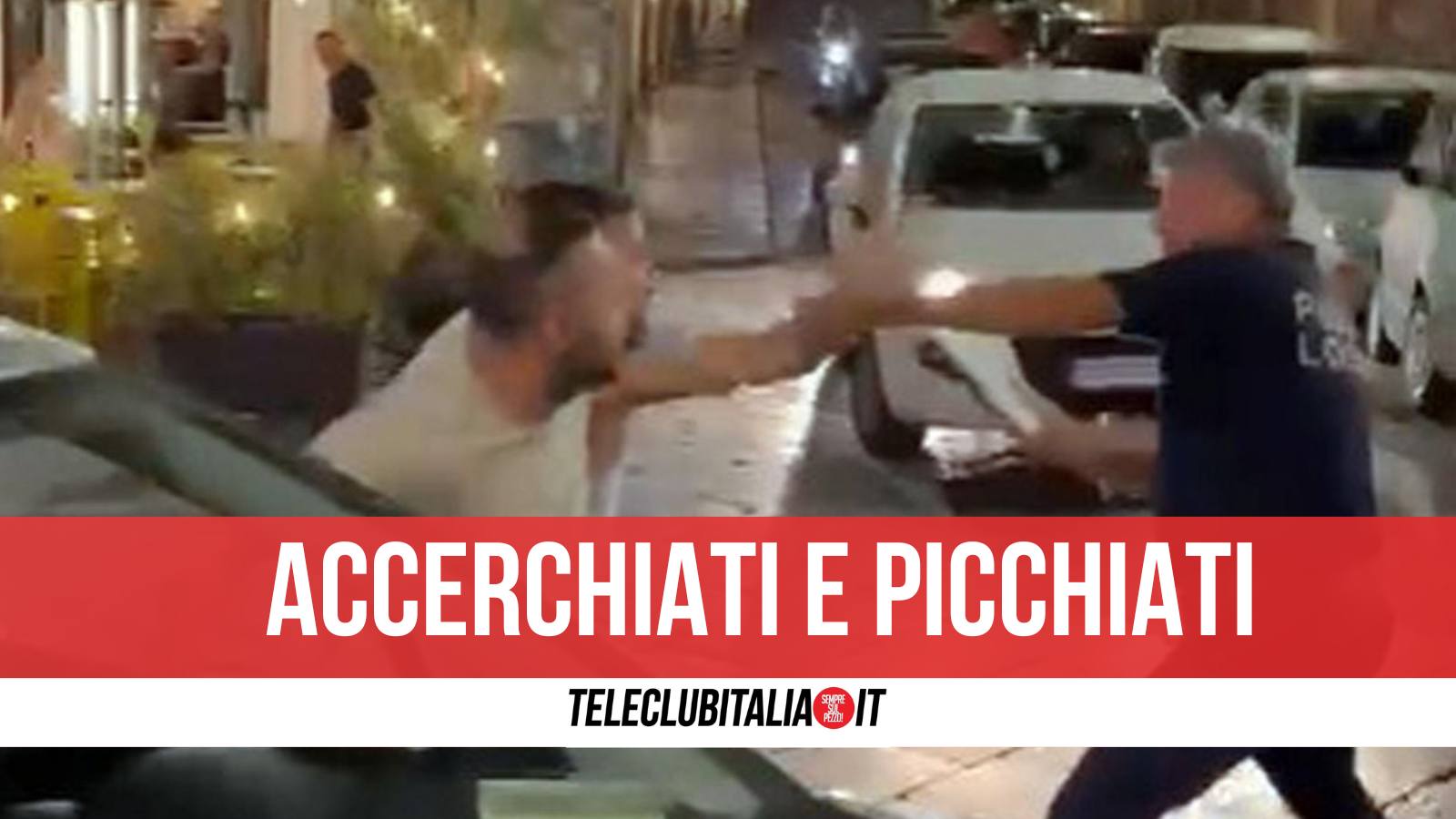 Napoli multa da Teleclubitalia.it napoli multa per sosta in uno stallo riservato ai taxi vigili aggrediti e presi e calci e pugni