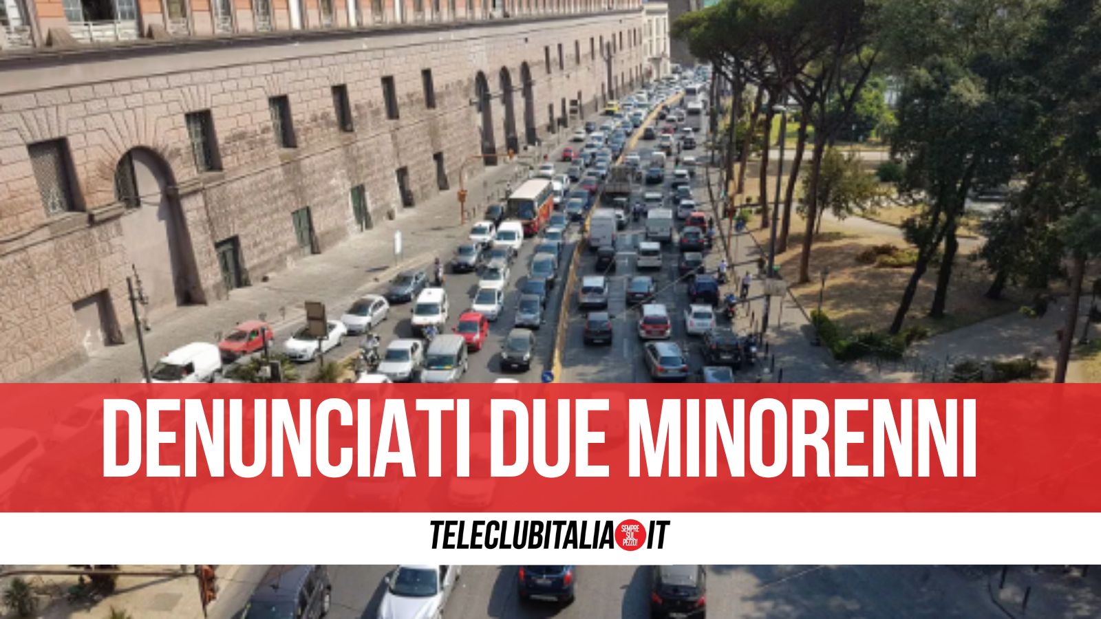 Napoli, lite per motivi di viabilità: turisti aggrediti con spranghe e catene Napoli, lite per motivi di viabilità: turisti aggrediti con spranghe e catene