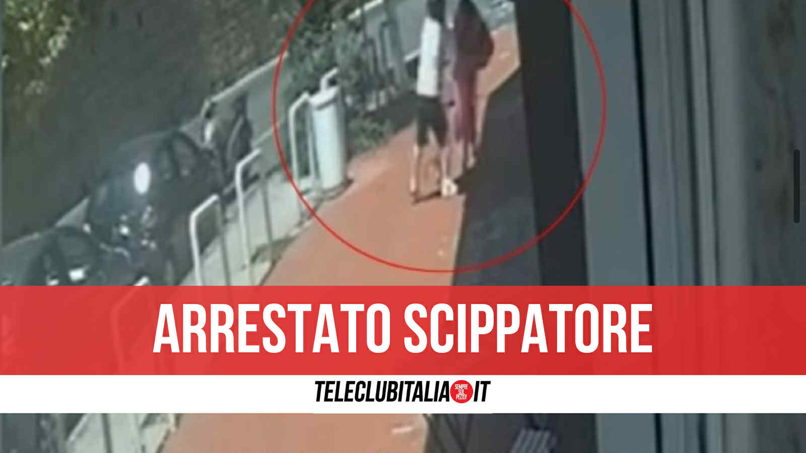 secondigliano prova a scippare anziana e la scaraventa a terra arrestato