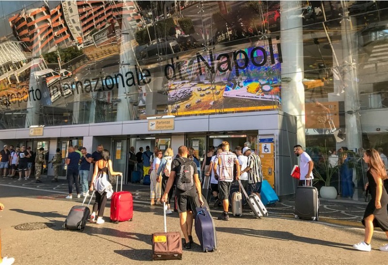Capodichino, guasto al radar: voli posticipati e annullati anche oggi Capodichino, guasto al radar: voli posticipati e annullati anche oggi