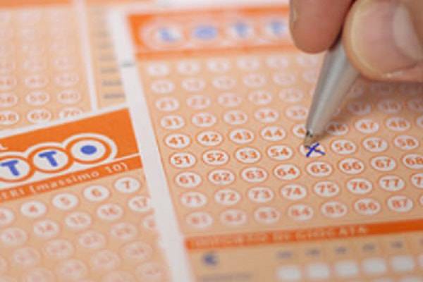 Lotto fortunato nel napoletano: due maxi vincite per oltre 68mila euro a Giugliano e Pomigliano