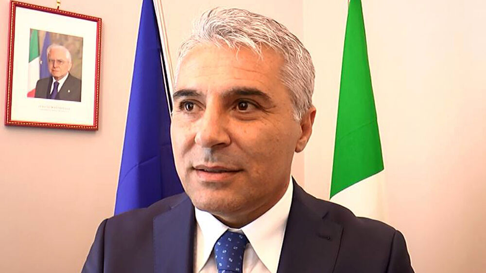Dramma sulla Nola Villa Literno: noto commercialista precipita da cavalcavia e muore Dramma sulla Nola Villa Literno: noto commercialista precipita da cavalcavia e muore