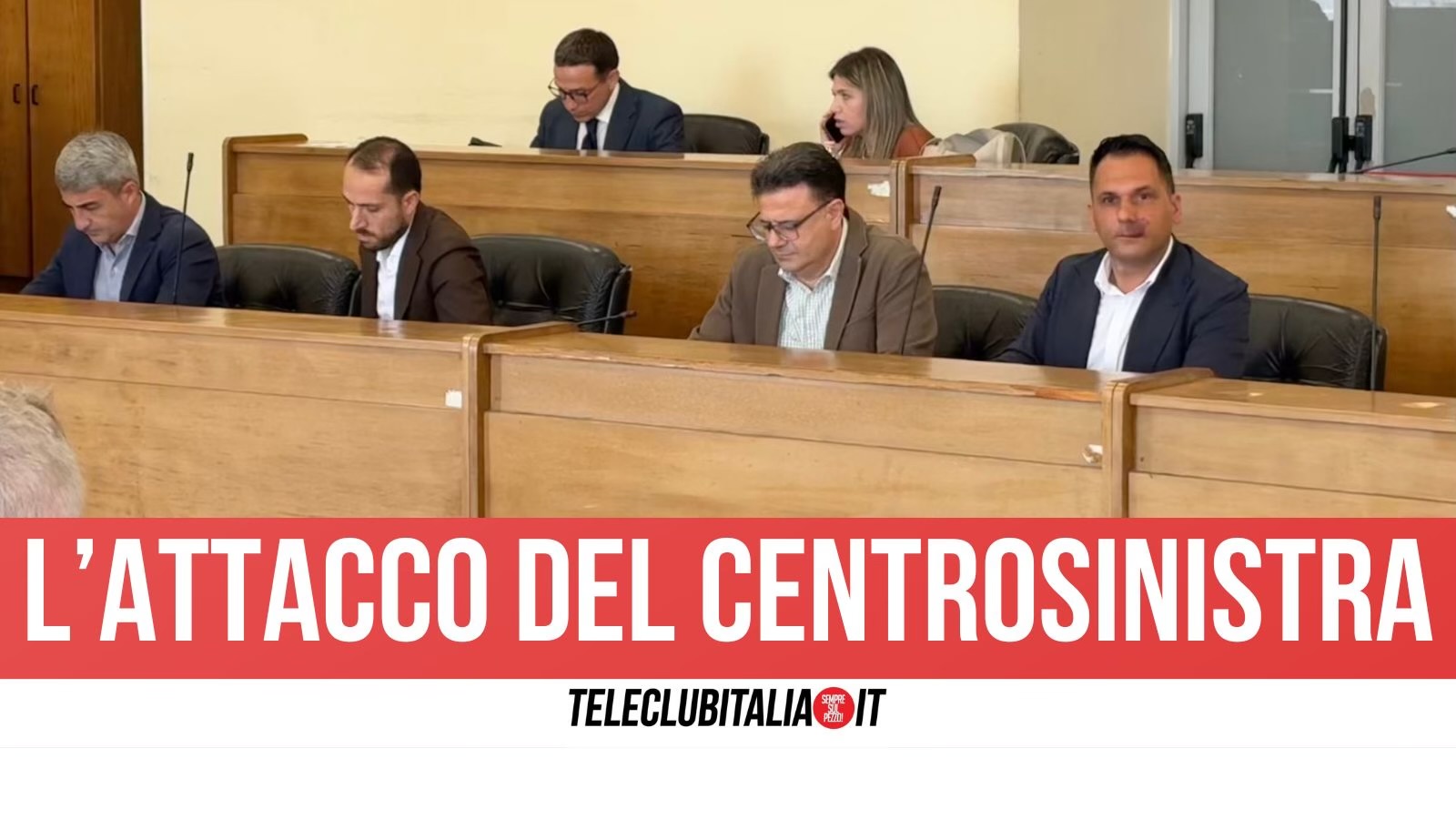 Aversa: dimissioni D’Amore, la minoranza: “Sindaco azzeri la giunta o faccia passo indietro” Aversa: dimissioni D’Amore, la minoranza: “Sindaco azzeri la giunta o faccia passo indietro”