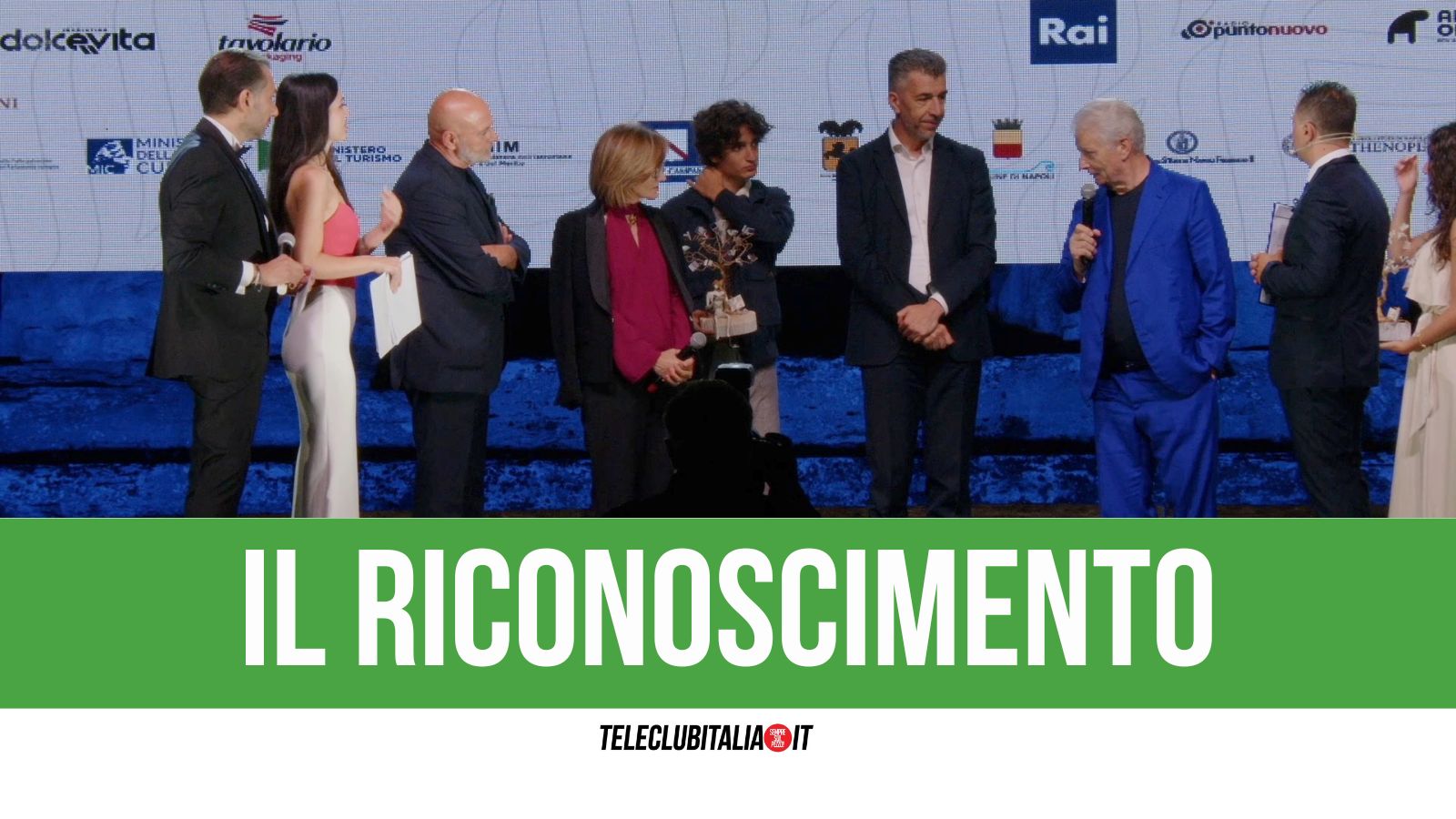 Paestum, “Premio Artis Suavitas 2025”: il galà conclusivo tra eccellenze e bellezza Paestum, “Premio Artis Suavitas 2025”: il galà conclusivo tra eccellenze e bellezza