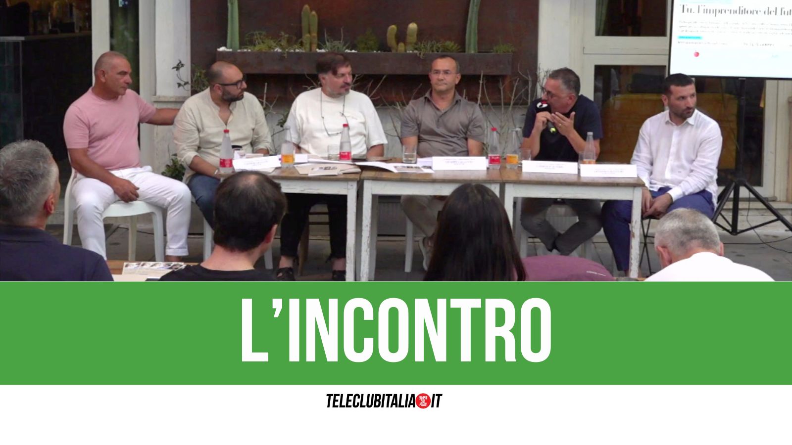 giugliano tu l8217imprenditore del futuro il progetto presentato ieri all8217agor224