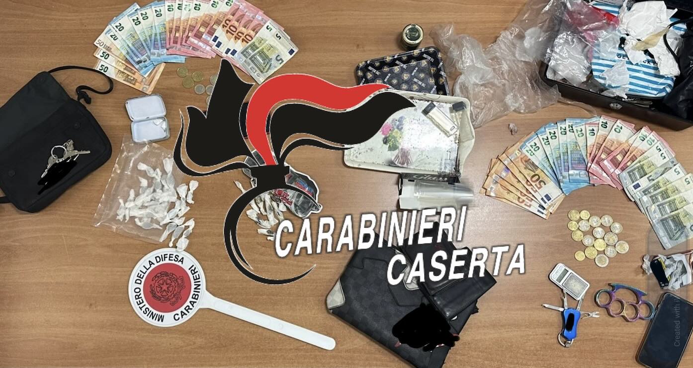 Casal di Principe, inseguimento nella notte: arrestati due 17enni con droga e contanti