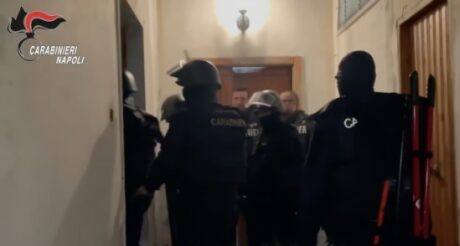 Caivano, estorsioni a imprenditore e commercianti: 8 arresti nel clan Ciccarelli