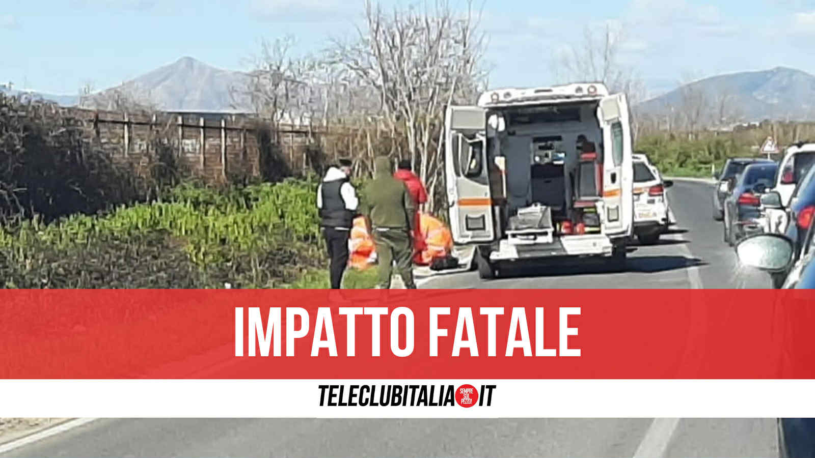 caivano incidente sulla ex sannitica ci sarebbe una vittima dopo scontro moto auto