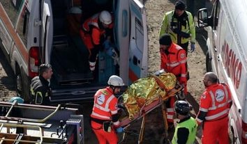 Tragedia sul lavoro a Ischia: operaio perde la vita dopo una caduta dal tetto Tragedia sul lavoro a Ischia: operaio perde la vita dopo una caduta dal tetto