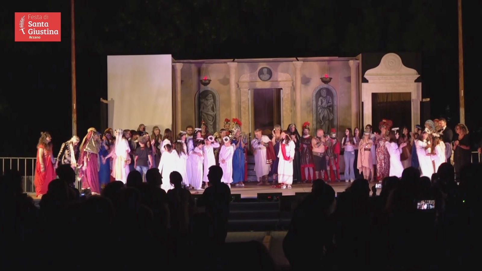 Festeggiamenti ad Arzano, grande successo in villa comunale per la "Tragedia di Santa Giustina"