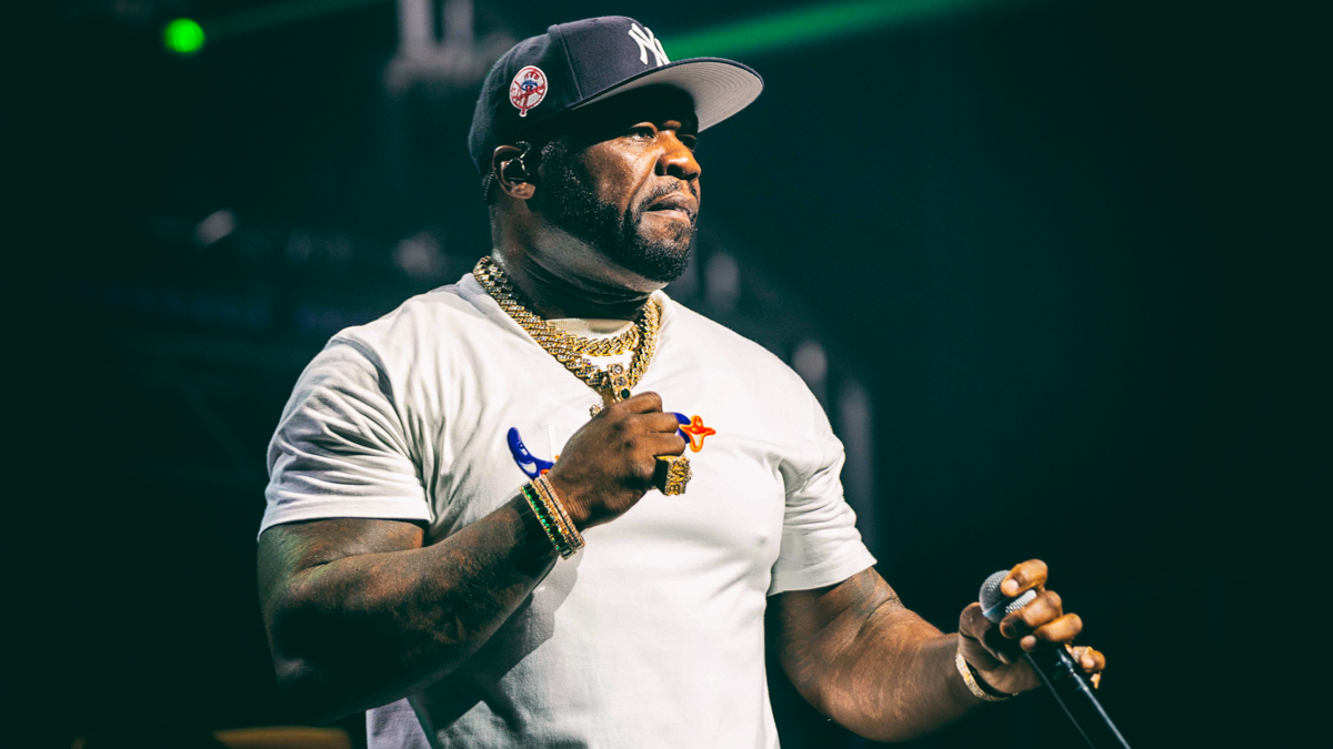 Napoli, salta anche il concerto di 50 Cent in Piazza Plebiscito: “Organizzatori non hanno rispettato gli accordi” Napoli, salta anche il concerto di 50 Cent in Piazza Plebiscito: “Organizzatori non hanno rispettato gli accordi”