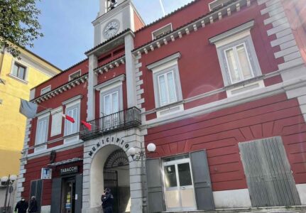 Villaricca, vertice sulla TARI 2025: il Sindaco Gaudieri annuncia task force contro l’evasione fiscale