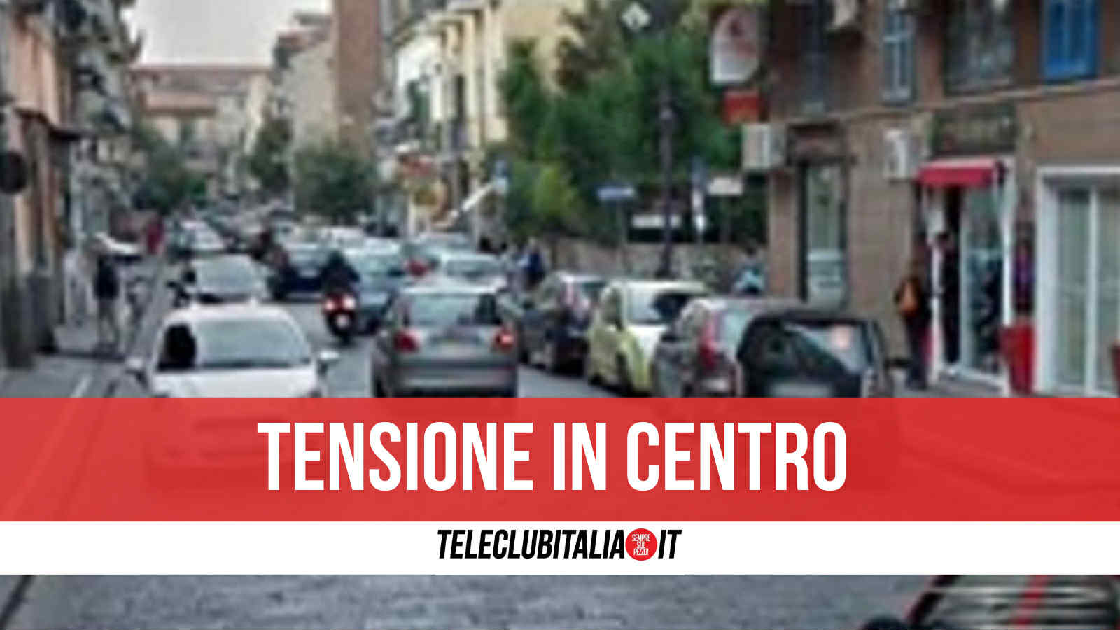 Aversa, tenta di rubare dal fruttivendolo in via Diaz: fermato e denunciato 30enne straniero Aversa, tenta di rubare dal fruttivendolo in via Diaz: fermato e denunciato 30enne straniero