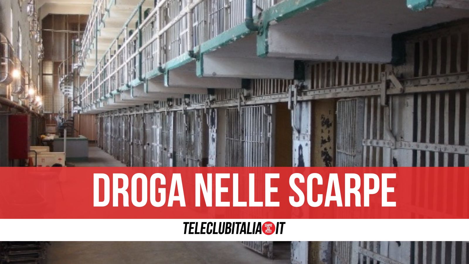 Secondigliano, scarpe “imbottite” di droga per il figlio detenuto: denunciati madre e 18enne Secondigliano, scarpe “imbottite” di droga per il figlio detenuto: denunciati madre e 18enne