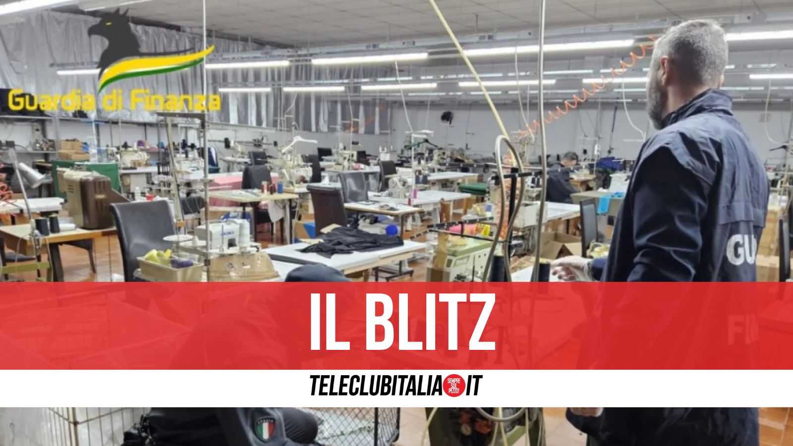 Poggiomarino, scoperto opificio abusivo gestito da cinesi: abiti contraffatti, fuochi illegali e furto di energia da 70mila euro Poggiomarino, scoperto opificio abusivo gestito da cinesi: abiti contraffatti, fuochi illegali e furto di energia da 70mila euro