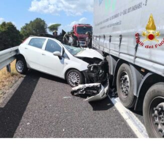Grave incidente sull’A30: 38enne di Napoli in condizioni critiche
