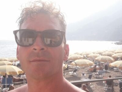 Tragico incidente a Torre del Greco: Mirko muore a 40 anni, grave un 15enne
