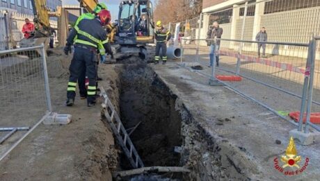 Tragedia nel casertano, operaio 54enne muore sepolto dalla terra durante lavori per la fogna