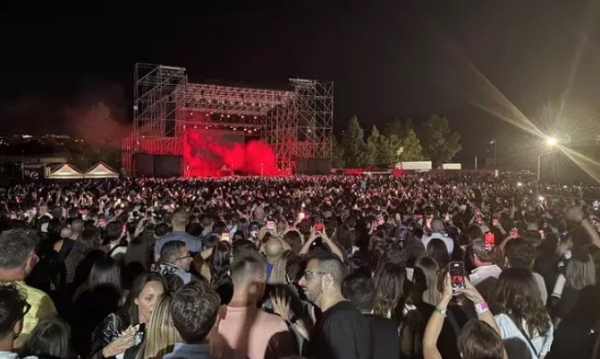 Da Napoli a Campobasso per scippare collanine d'oro durante il concerto di Geolier: 4 fermati
