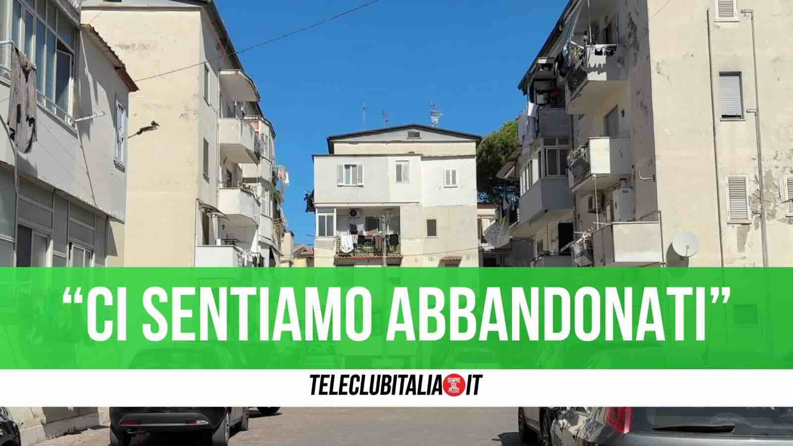 Degrado nelle palazzine Unrra Casas ad Aversa, i residenti: “Invasi da topi, arrivano fin dentro casa” Degrado nelle palazzine Unrra Casas ad Aversa, i residenti: “Invasi da topi, arrivano fin dentro casa”
