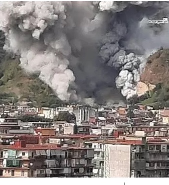 Esplosione nella fabbrica di fuochi d’artificio a Pianura, sgomberate dieci famiglie Esplosione nella fabbrica di fuochi d’artificio a Pianura, sgomberate dieci famiglie