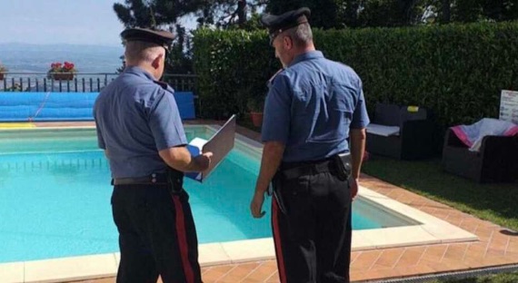 Villa in Puglia trasformata in base per i furti: presa banda di Castel Volturo
